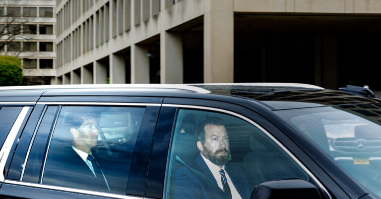 At Trial, Mark Zuckerberg Avoids Explaining Takeovers of Instagram and WhatsApp