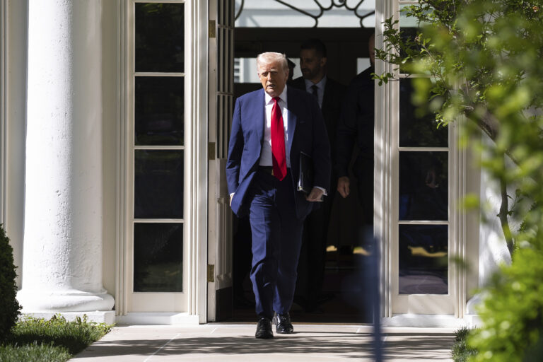 Democrats look to Trump's poor economic numbers with anxious optimism