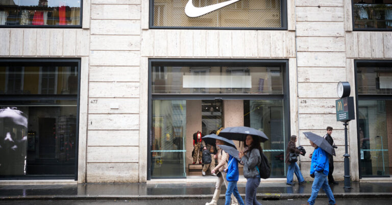 As Backlash to Trump’s Tariffs Grows, Europe Boycotts American Brands