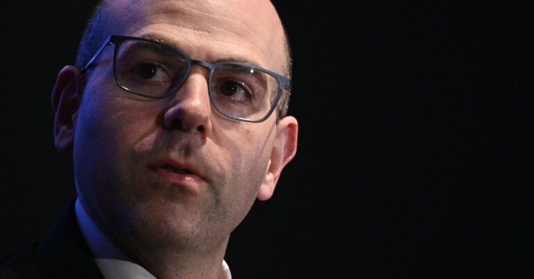 ‘Don’t Need a Deal.’ Top Trump Economic Adviser Is All in on His China Hardball