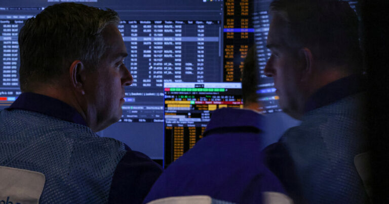 The Stock Market’s Boomerang Month Has Put Investors in a Bind