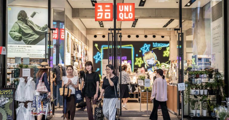 Trump’s Tariffs Lead Japan to Slash Its Economic Growth Forecast