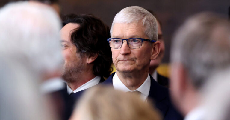 How Apple Created a Legal Mess When It Skirted Judge’s Ruling