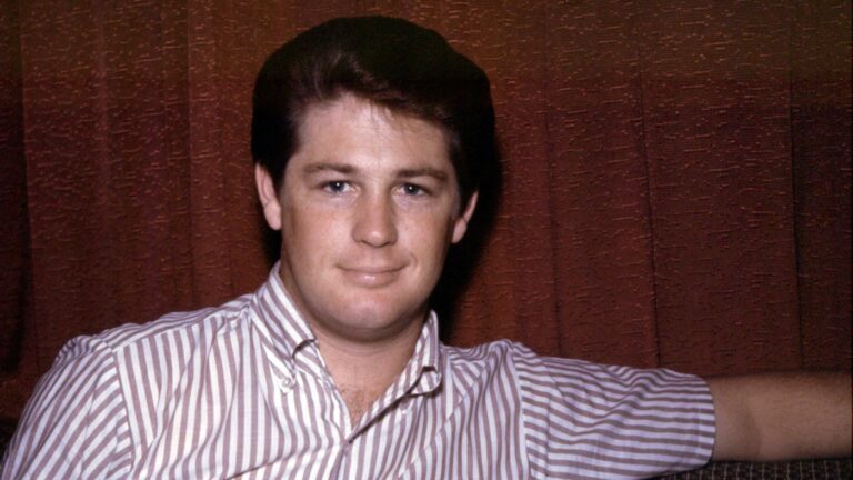 The Beach Boys’ Brian Wilson has died at age 82 : NPR