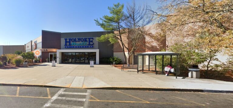 1 suspect arrested in connection with Holyoke Mall shooting; mall evacuated