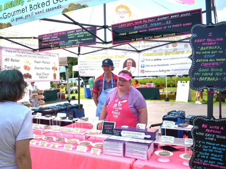 Westfield Farmer’s Market vendors are cheery despite the heat