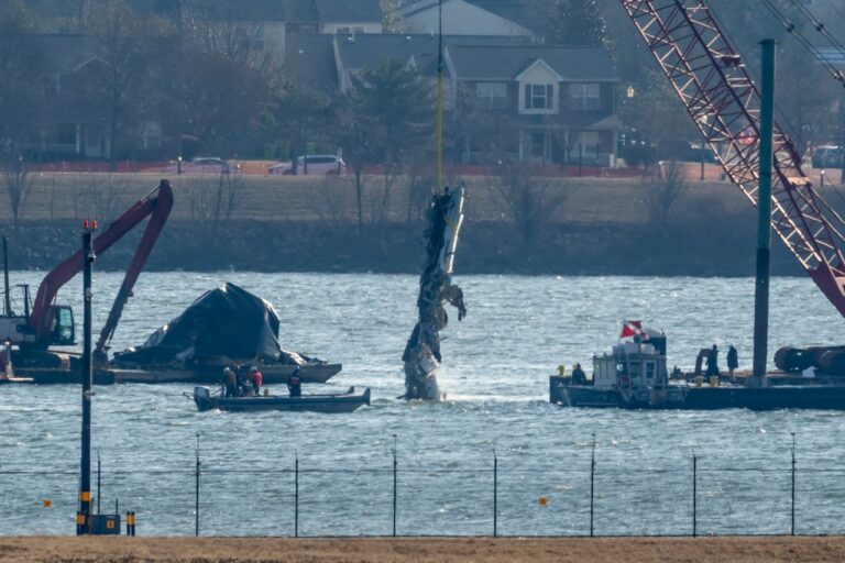 Army chopper in fatal midair crash with American Airlines plane was above altitude limit