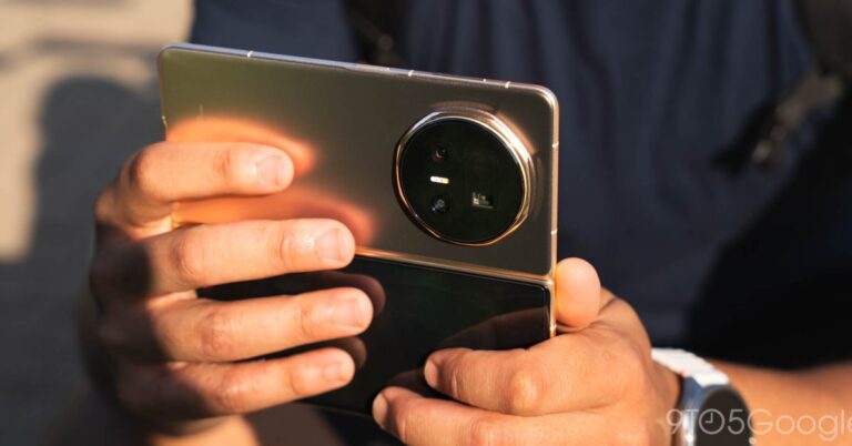 Only one Honor Magic V5 color is thinner than the Galaxy Z Fold 7