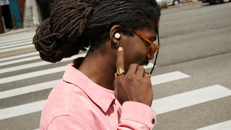 Pixel Buds Pro 2 get Adaptive Audio, gesture controls and more in latest update