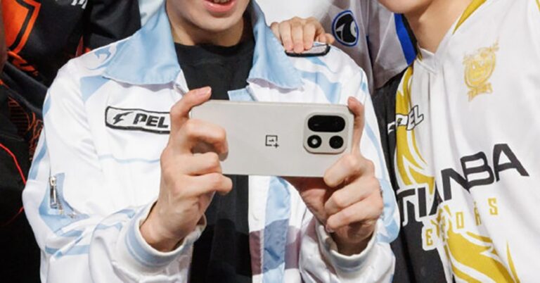 OnePlus shows off the OnePlus 15’s major redesign