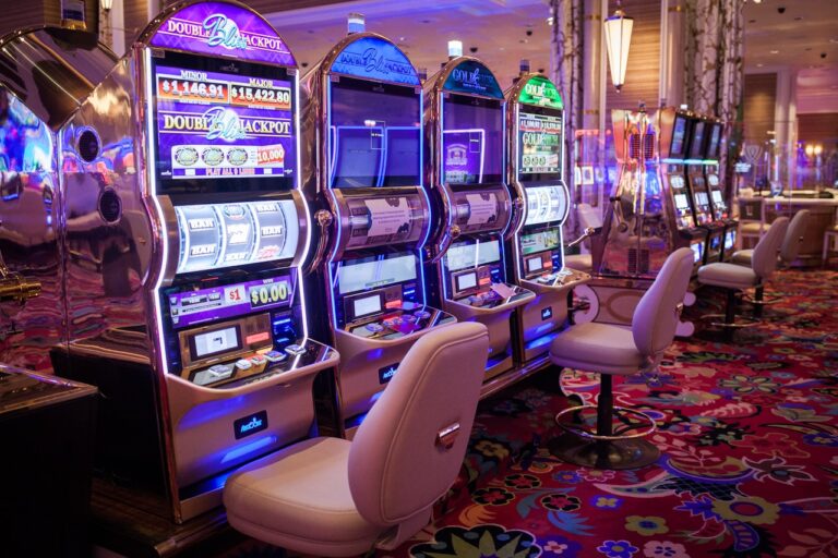 Mass. casino winner: Huge jackpot prize won off slot machine