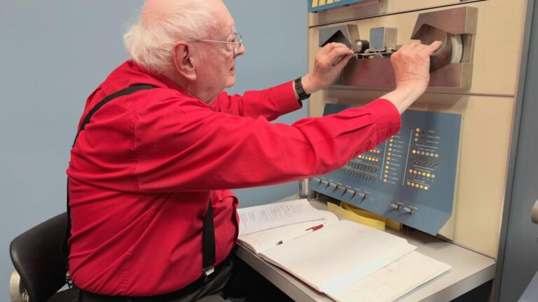 Someone programmed a 65-year old computer to play Boards of Canada’s ‘Olson’