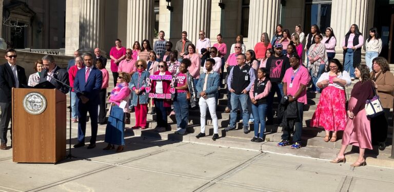 Springfield recognizes Breast Cancer Awareness Month before Rays of Hope Walk