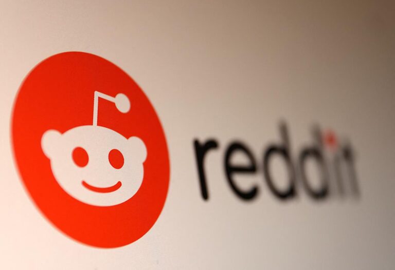Moderators call for AI controls after Reddit Answers suggests heroin for pain relief