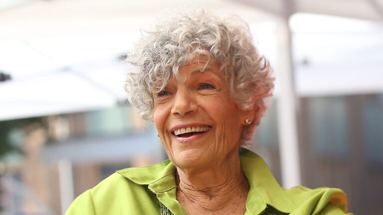 Susan Stamberg, NPR ‘founding mother,’ dies at 87 : NPR