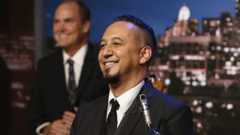 Cleto Escobedo III, who led Jimmy Kimmel’s house band, dies at 59 : NPR
