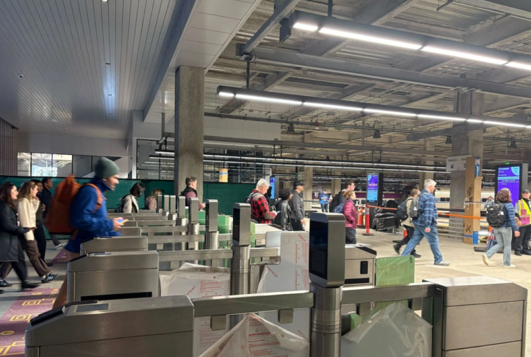 MBTA installs fare gates at South Station for commuter rail passengers