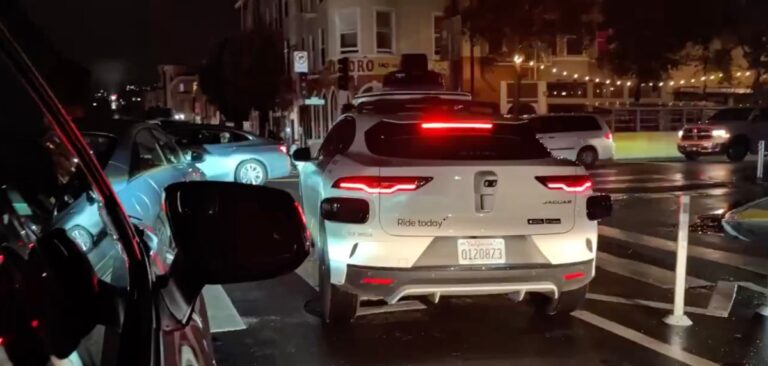 Waymo resumes service in San Francisco after robotaxis stall during blackout