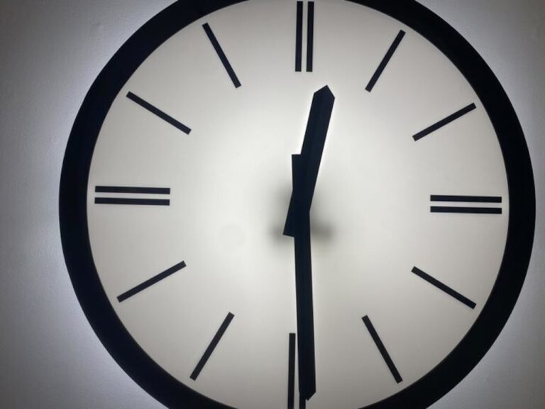 Daylight saving time 2026: When to spring forward and fall back