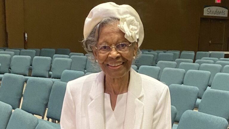 Gladys West, GPS pioneer and mathematician, dies at 95 : NPR