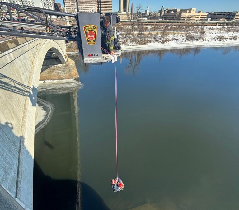 Man rescued after jumping from Memorial Bridge in Springfield